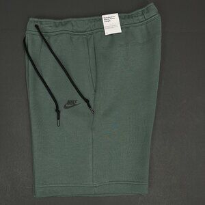 Nike Sportswear Tech Fleece Shorts Green Black FB8171-338 Men’s Sizes
